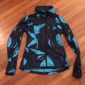 Lululemon back pack it jacket size 4 blue